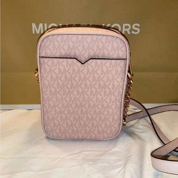 Authentic Michael Kors Crossbody - Picture 2 of 9